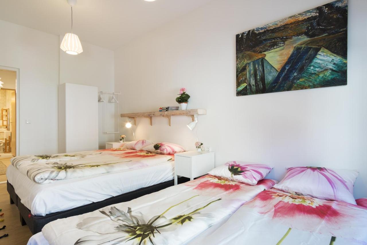 Family Apartment Reval Esterno foto